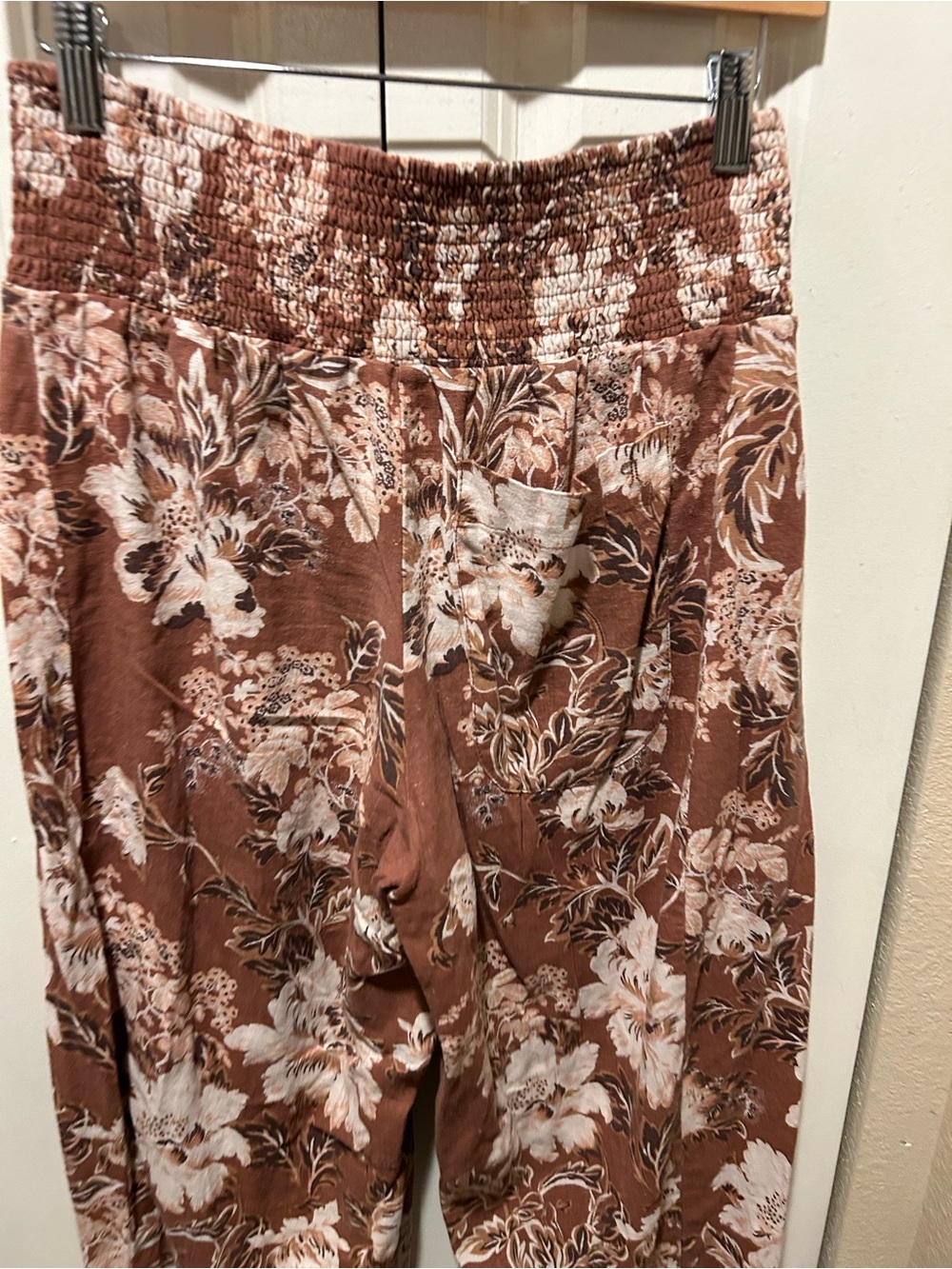 Anthropologie Pilcro Reese Smocked Pull-On Barrel Leg Linen Blend Pants , Small - Picture 14 of 15